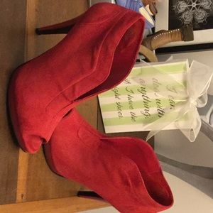 Nine West Red Suede Heel